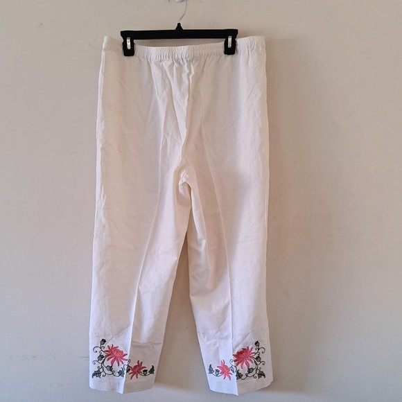 Chadwicks Ivory Linen Blend Cropped Capri Pant - Picture 6 of 7